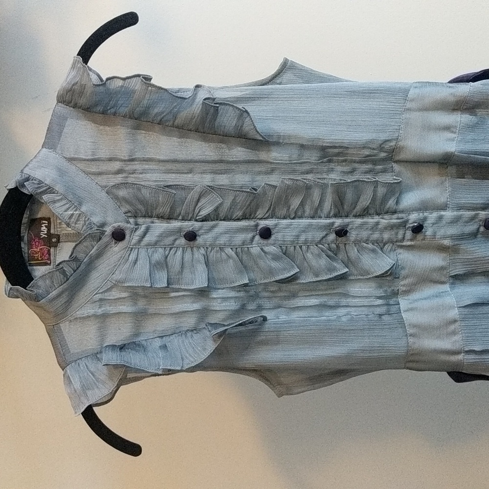 Silver ruffle collar sleeveless shirt dress